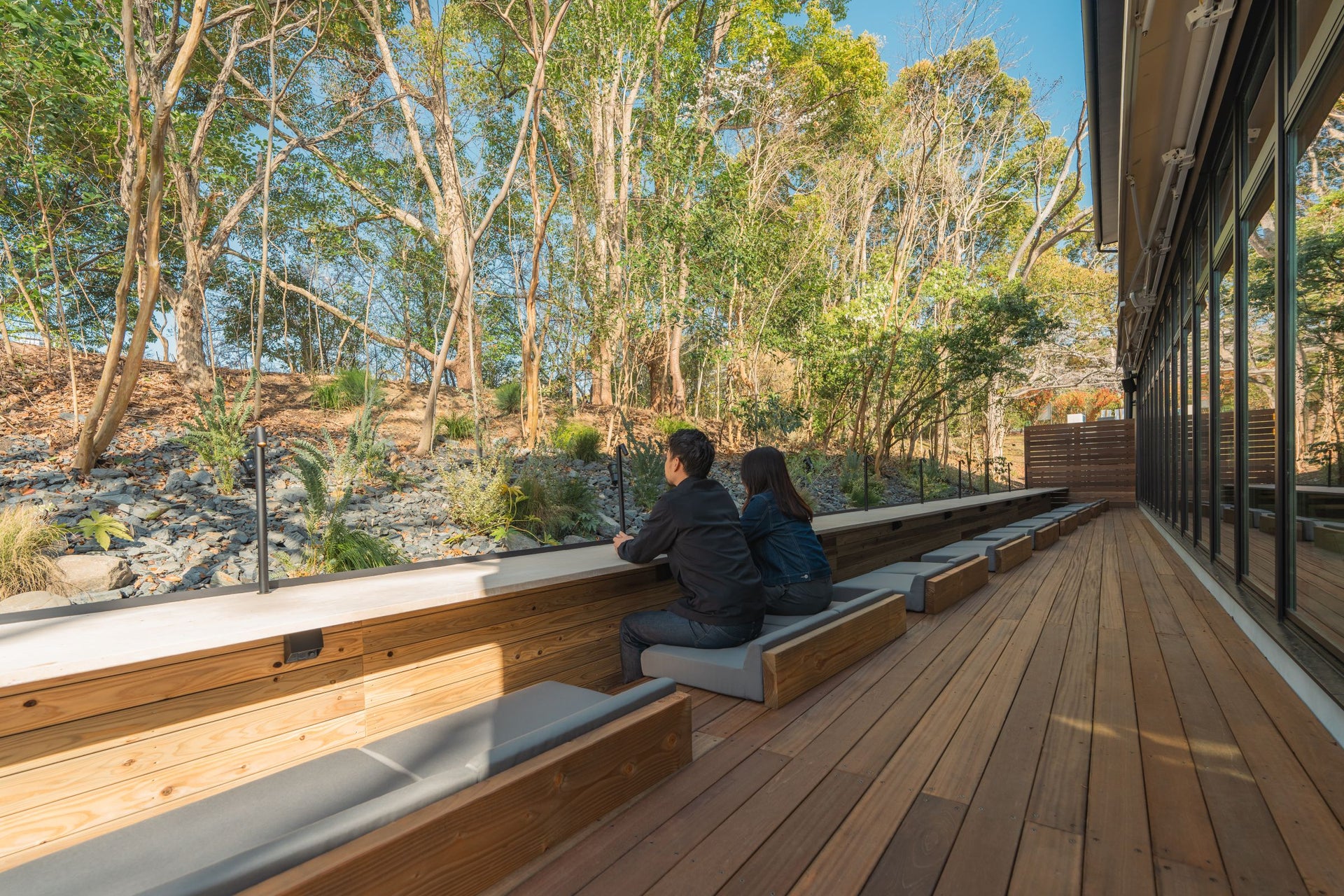 Senri Central Park "1OOORE SCENES"